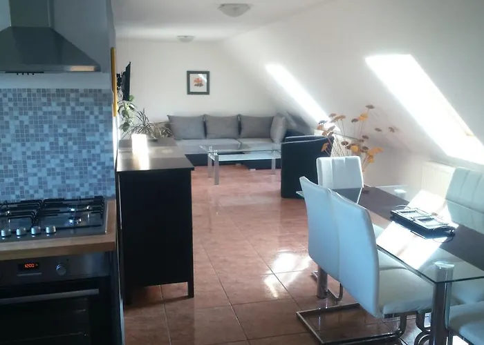 Solid Apartmans